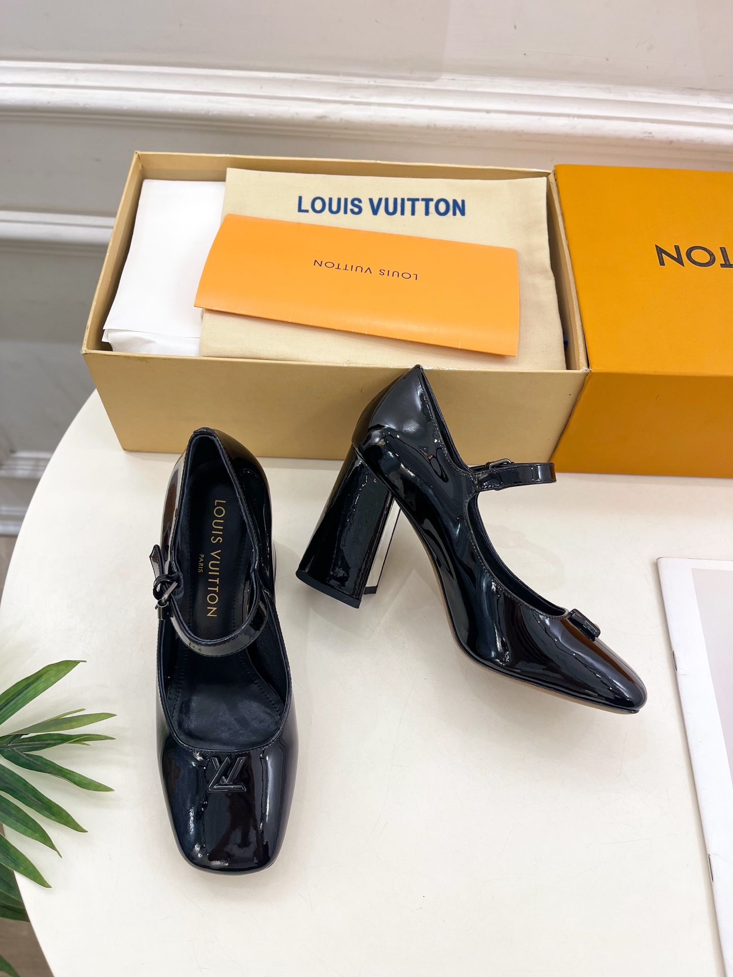 Women's high heels